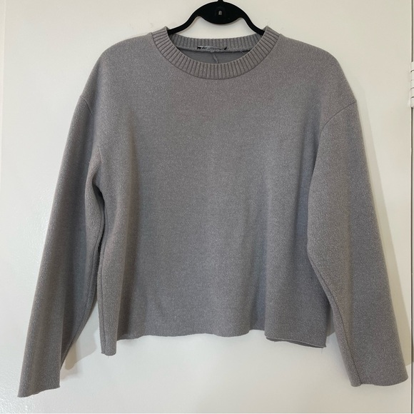Zara Soft Gray Crew Neck Sweater with Ribbed Neckline - Picture 1 of 7